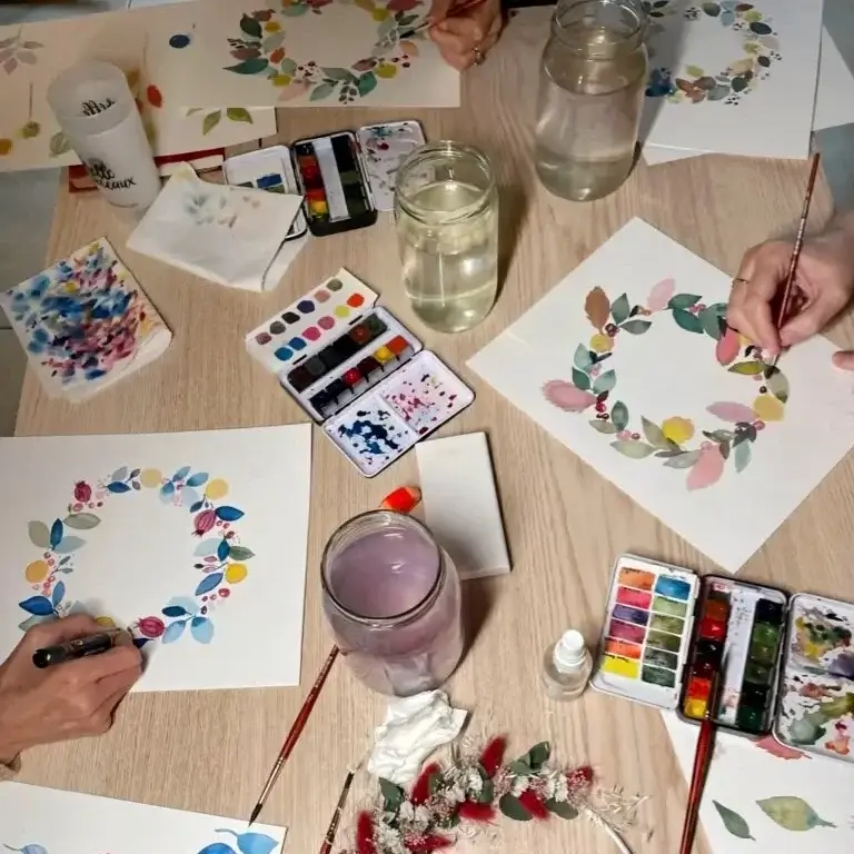 Atelier d'aquarelle bonjour couleurs couronne